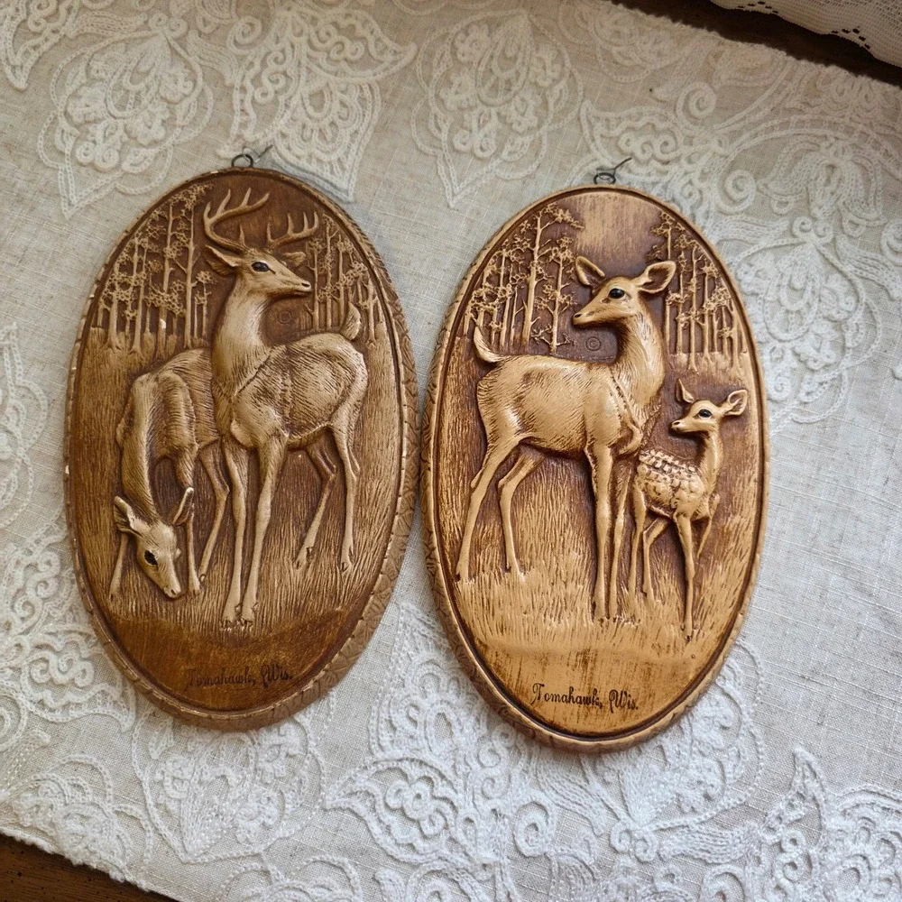 Deer Decor Wall Plaques Set of 2 Brown Tomahawk Wis Rustic Cabin, Chalkware